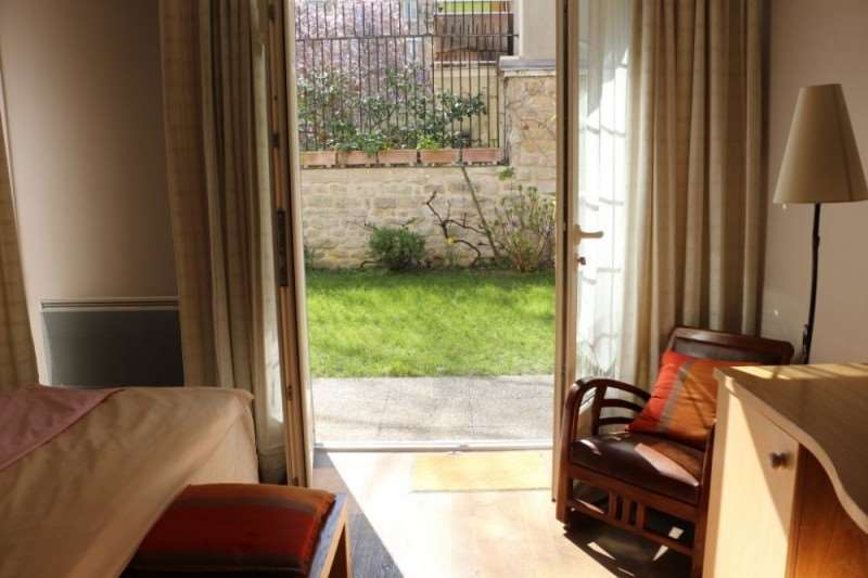 Le Vert Galant - Auberge Etchegorry Paris Room photo
